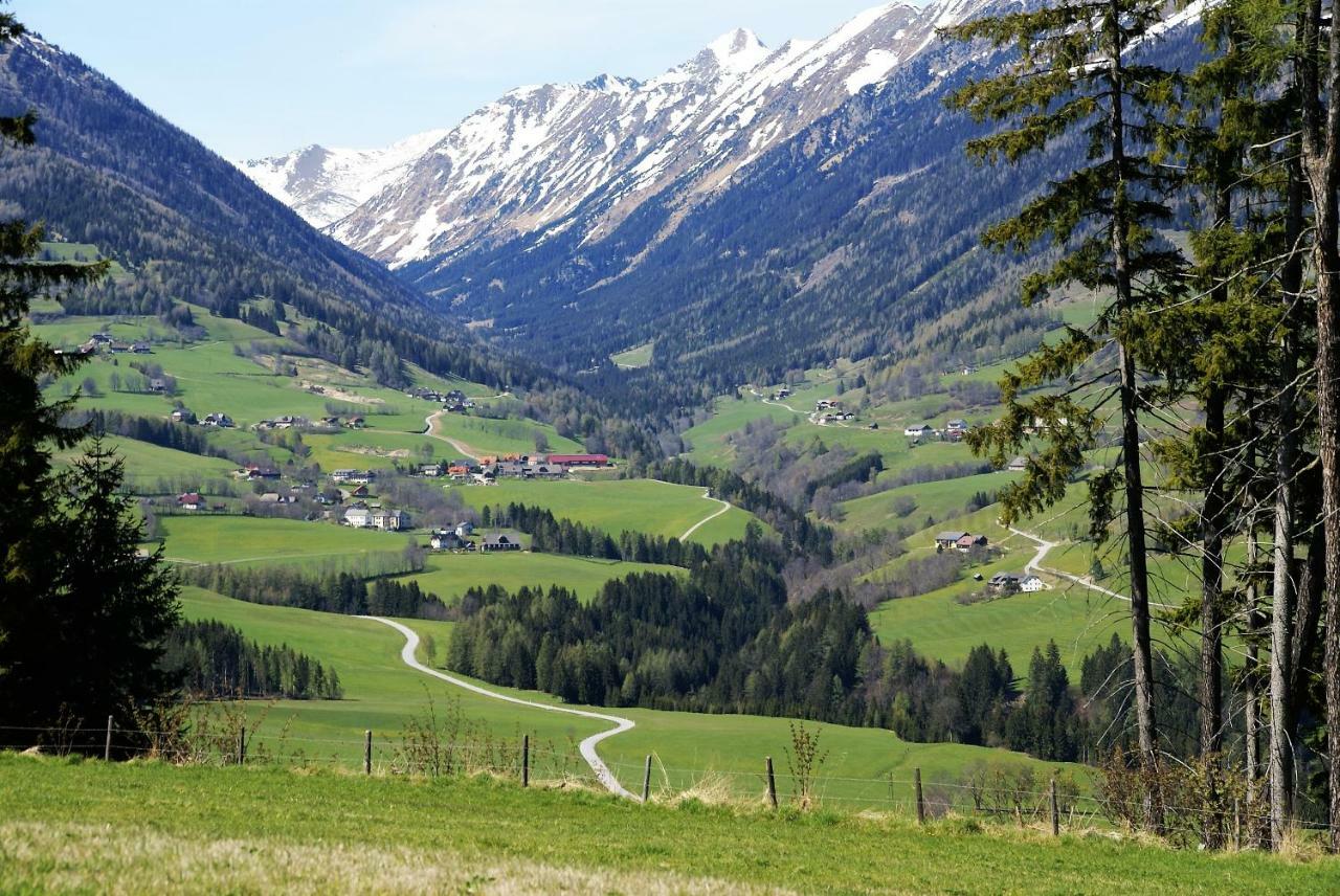 Camping Bella Austria Sankt Peter am Kammersberg Exterior foto